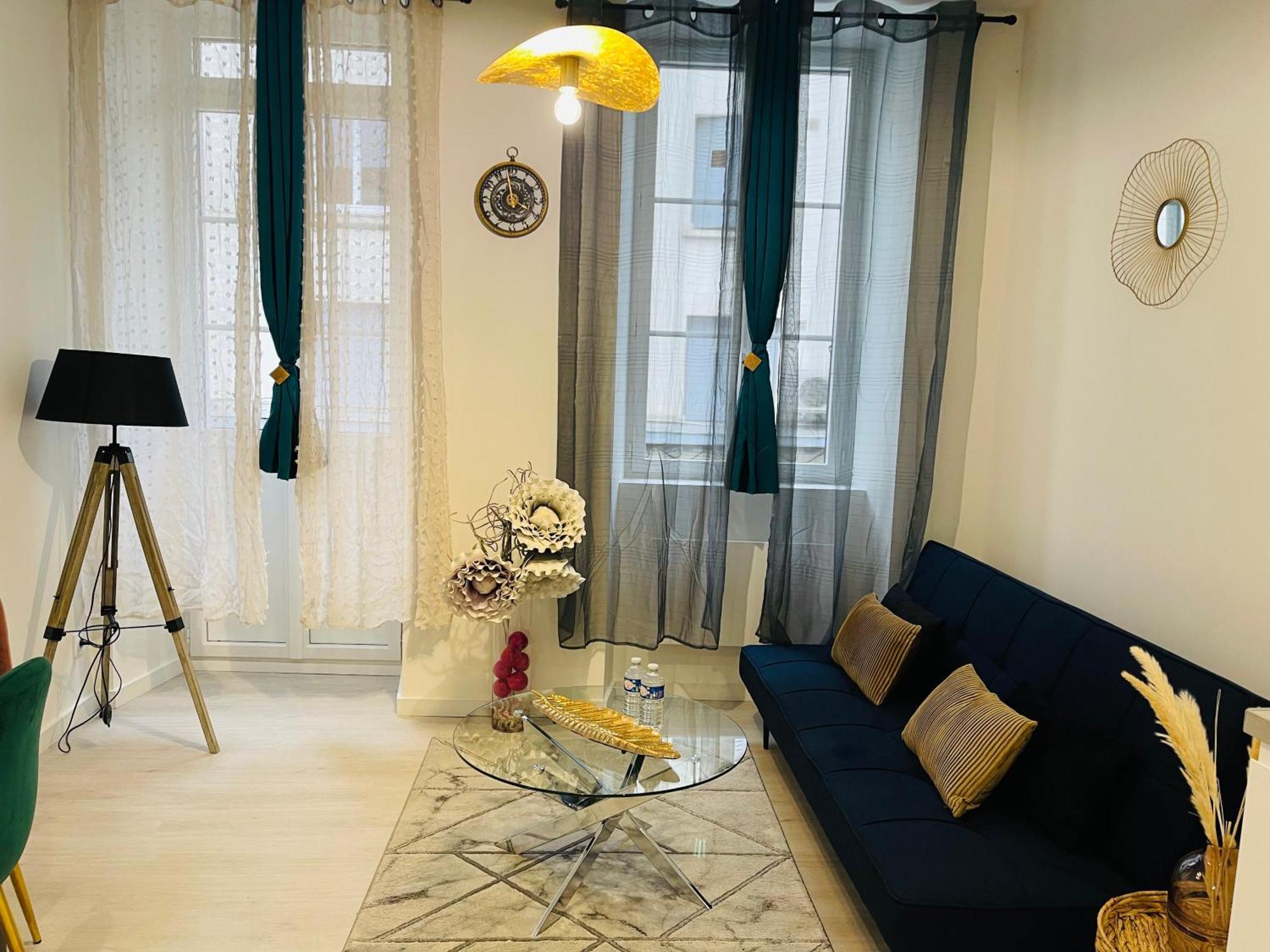 Apartment Le Caubous Plein Centre Appartement Calme Avec Chambre Et Cuisine Equipee