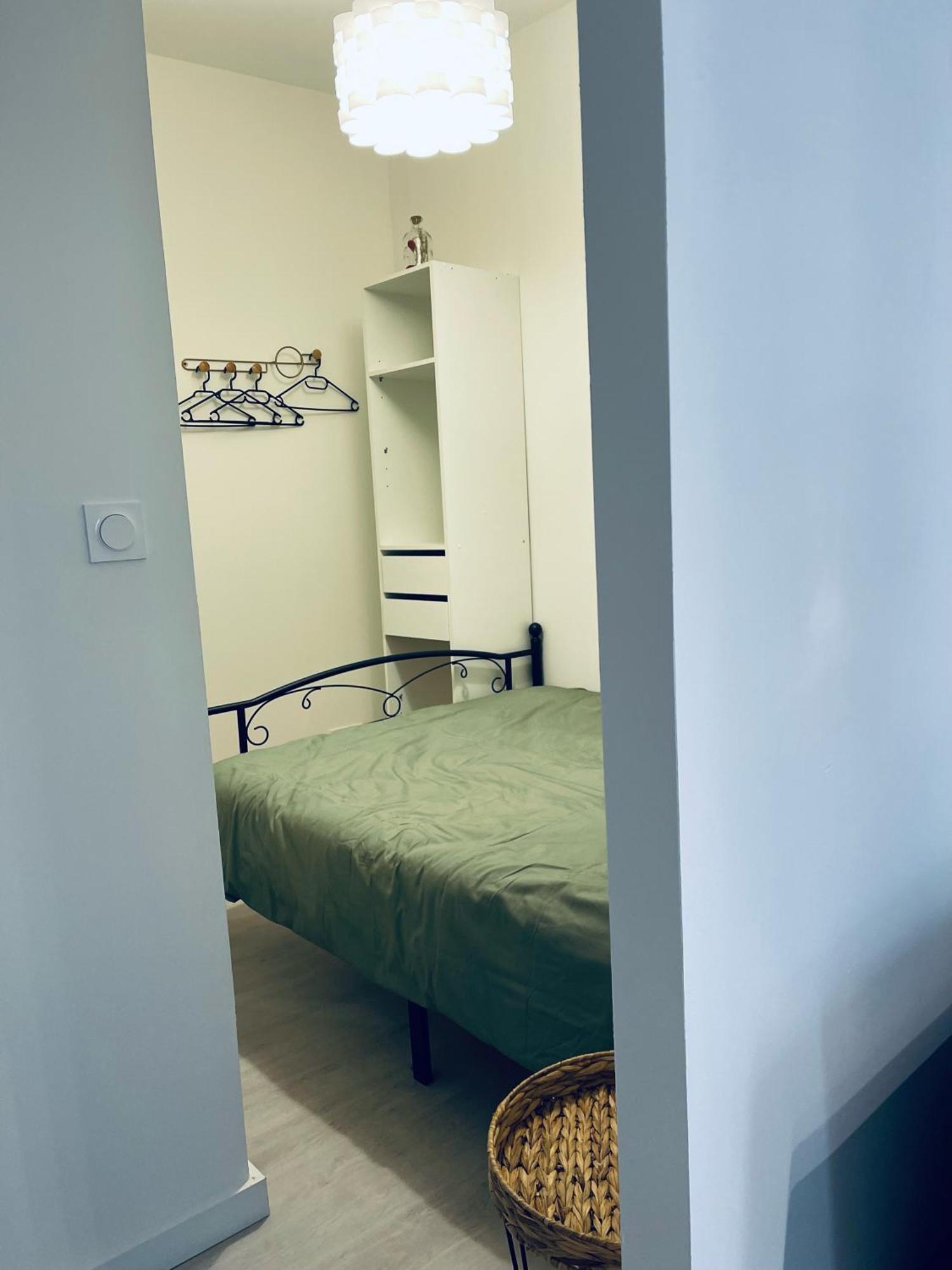 Le Caubous Plein Centre Appartement Calme Avec Chambre Et Cuisine Equipee *